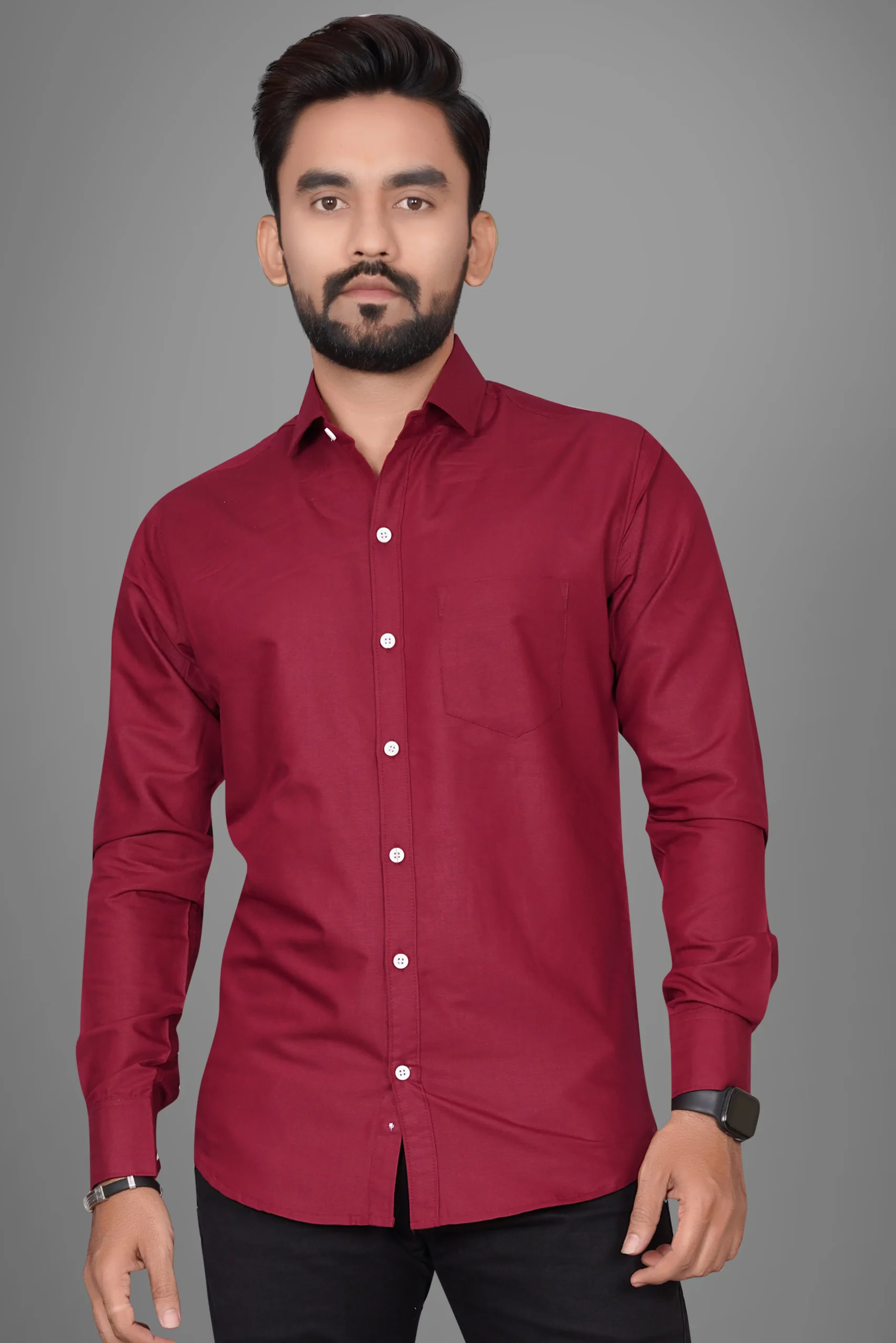 Menβs Solid Maroon Casual Shirt