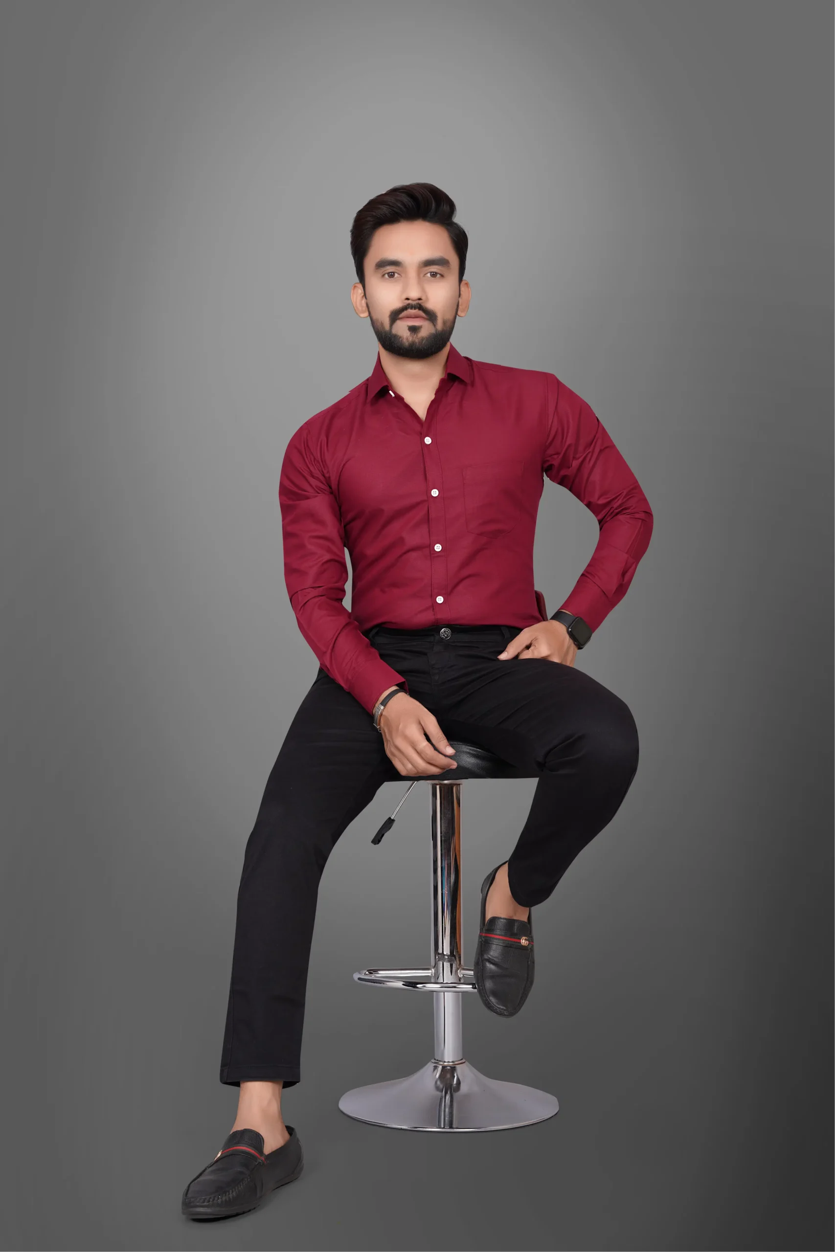 Menβs Solid Maroon Casual Shirt - Image 4
