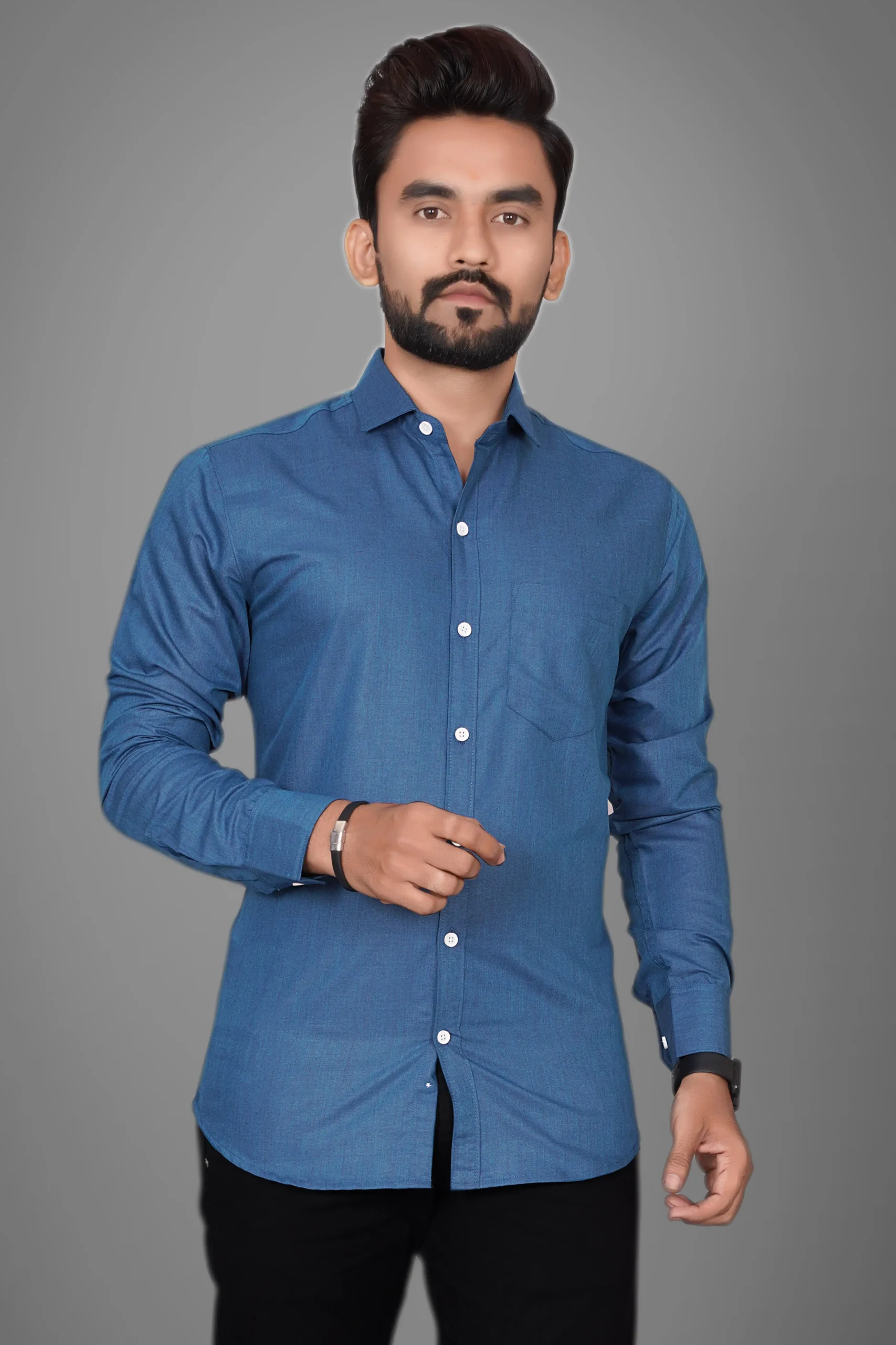 Menβs Solid Blue Casual Shirt