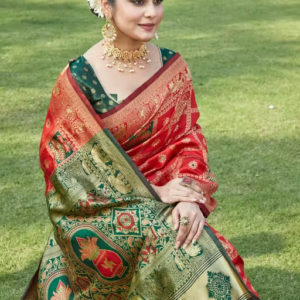 saree with unstitched blouse