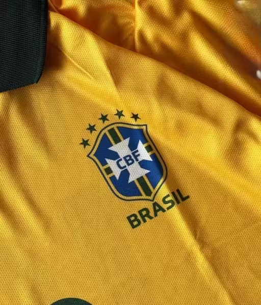 Brazil National Team No.10 Jersey – Kaká Edition - Image 3