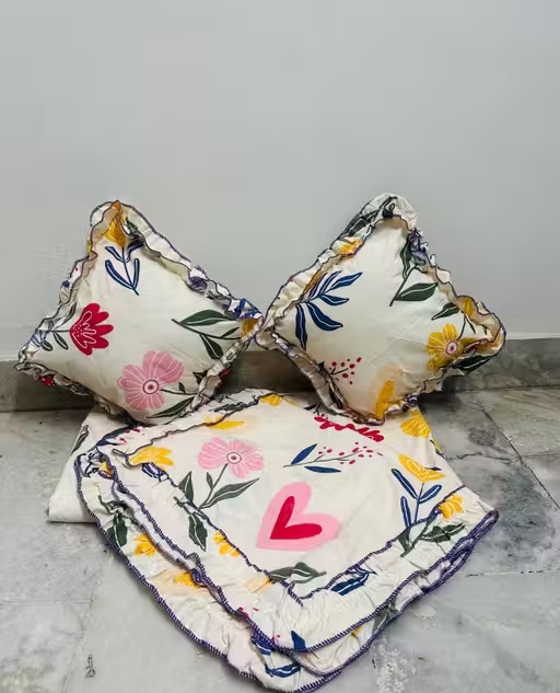 Double Bedsheet Set with Frill Design - Image 2