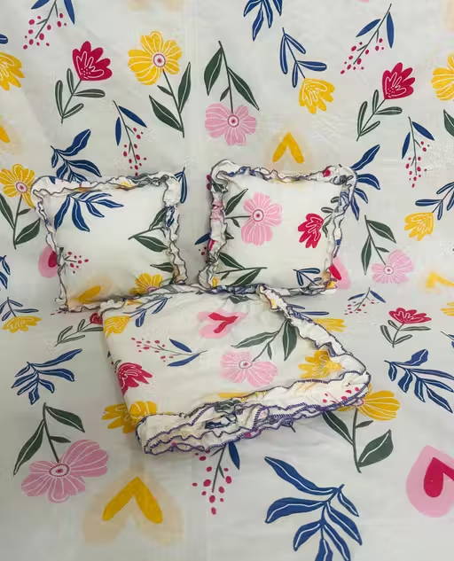 Double Bedsheet Set with Frill Design - Image 3