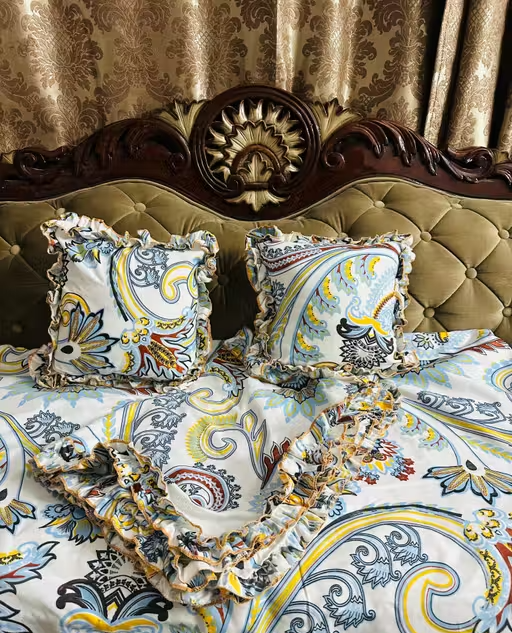 Double Bedsheet Set with Frill Design - Image 2
