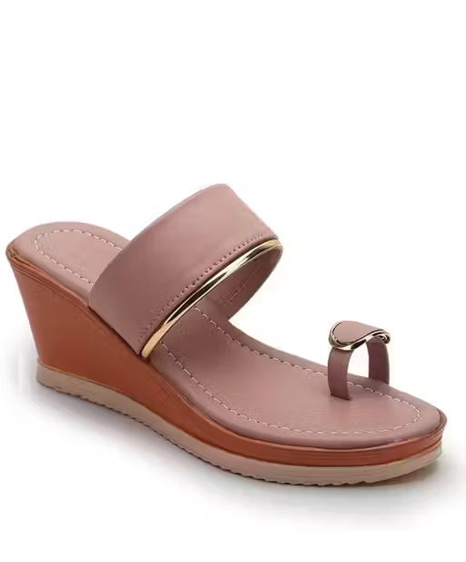 Readyway Women's Solid Toe-Ring Heel Sandal - Image 2