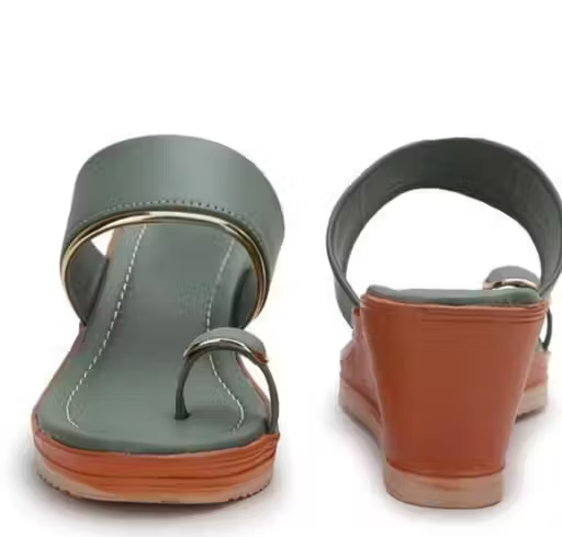 Women's Solid Toe-Ring Heel Sandal - Image 4
