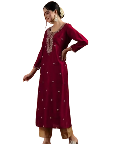 Women Silk Blend Embroidered Kurta - Image 2