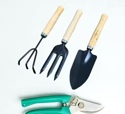 Garden Tool Set with Trowel, Fork, Rake & Pruner (4 Pieces)