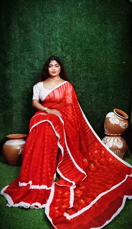 Red Dhakai Jamdani Lace Work Saree - Image 3