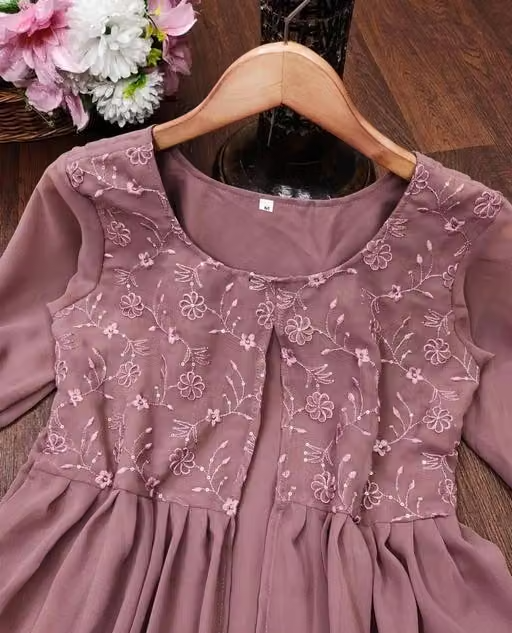 Wealthy Womenâ„¢ Kurti - Image 3
