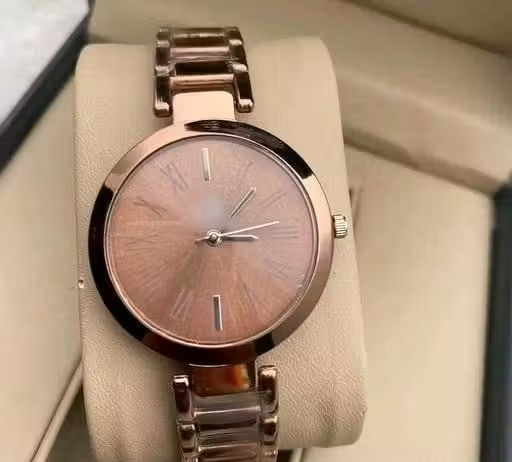 New Solid Designer Metal Analog Watch for Women