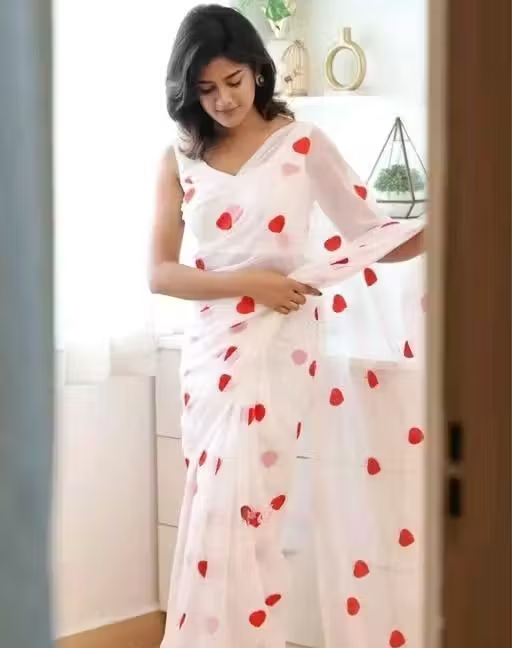 Buy Ezquisite Georgette Embroidery Work Saree - Treandy Designs On Try Casual - Image 2