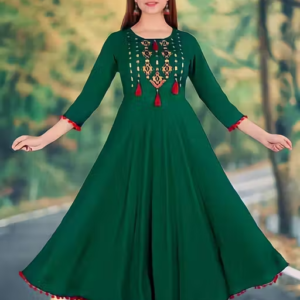 4 LATKAN Embroidered green kurti woman,s