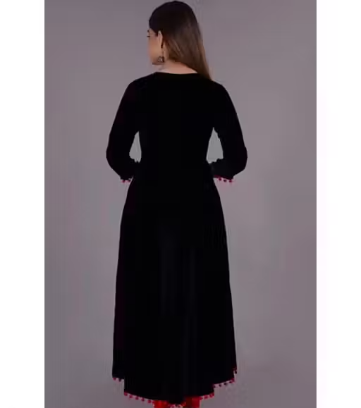 4 LATKAN Black Embroidered kurti woman,s - Image 2