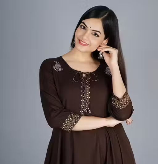 Aagyeyi Ensemble Kurtis - Image 2