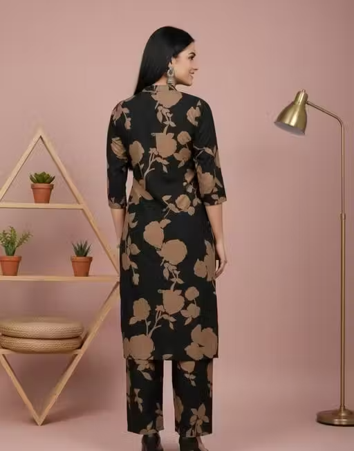 Printed Crepe Kurta Palazzos Fit/ for Women - Image 3