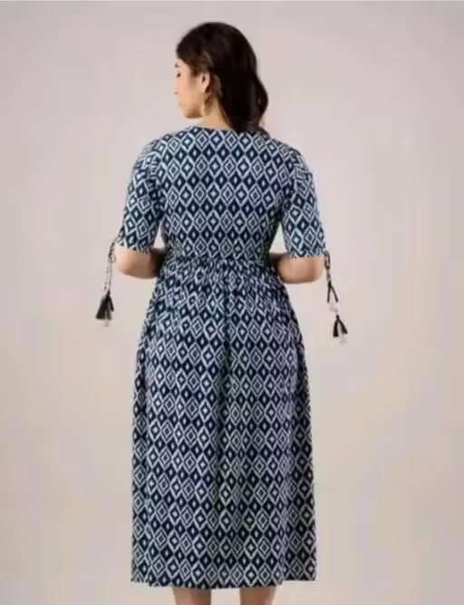 AGRACIVE WOMEN GOWN - Image 4