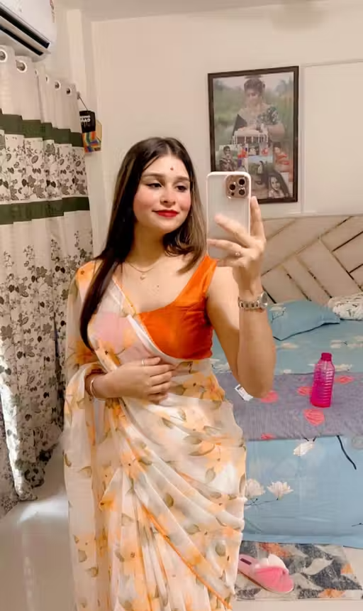 FLOWER DESIGNER SAREE - Image 2