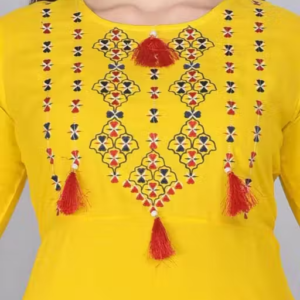 Charvi Attractive Women Kurta Sets
