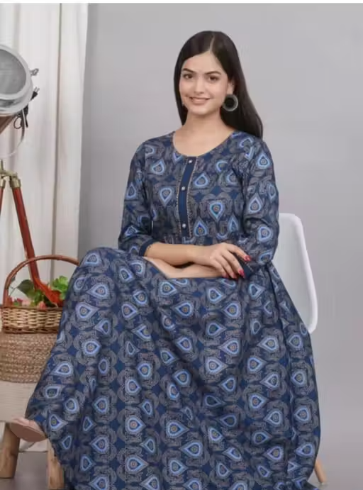 Charvi Attractive Women Kurta Sets