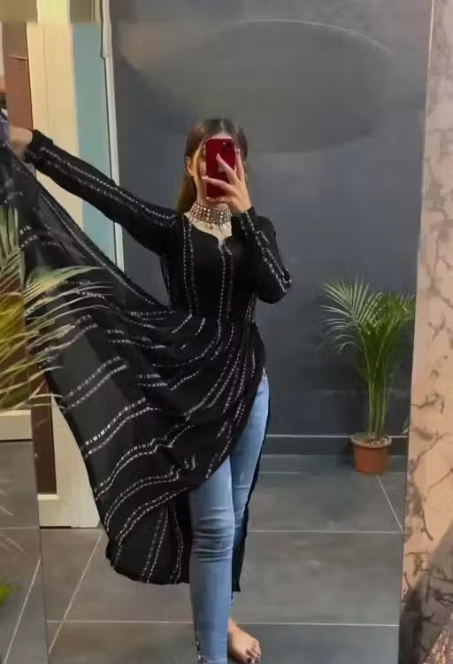 naira kurti