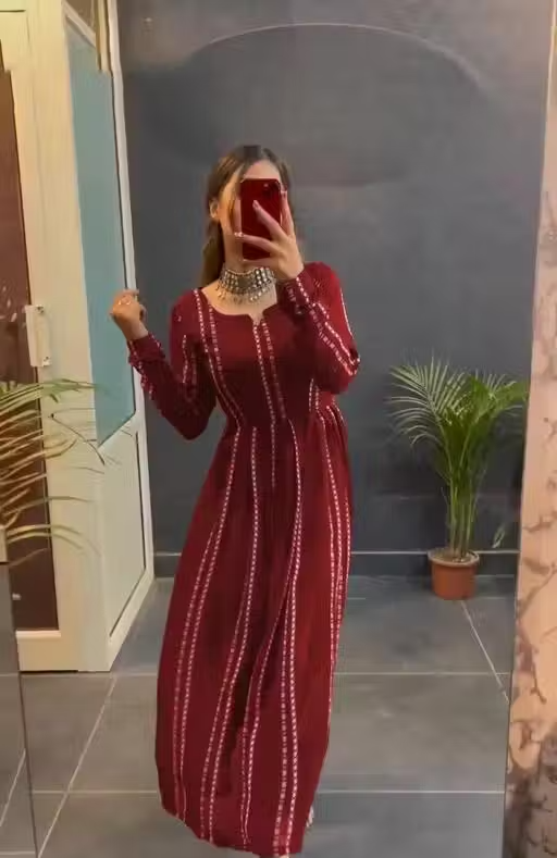 naira kurti