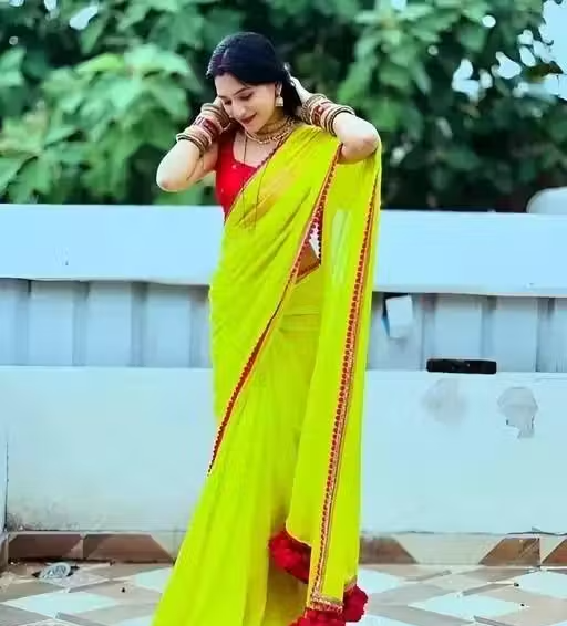 Stylish Green Georgette Saree – Luxurious Fabric Featuring Gorgeous Pink Lace Embroidery and Cotton Latkan – Ideal for Celebratory Occasions! - Image 4