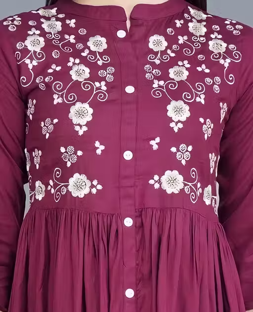 MBC_005_Embroidered - Image 4