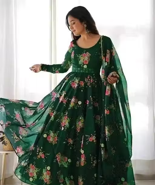 GOWNS - Image 4
