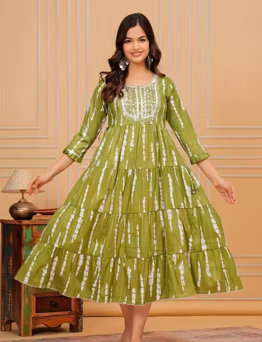 Women Embroidered Anarkali kurti