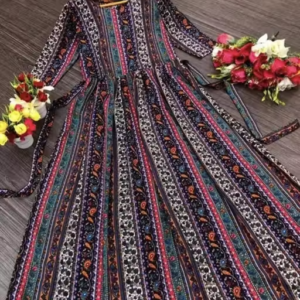 Polyster/Crepe fabric-Aakarsha Graceful Kurtis