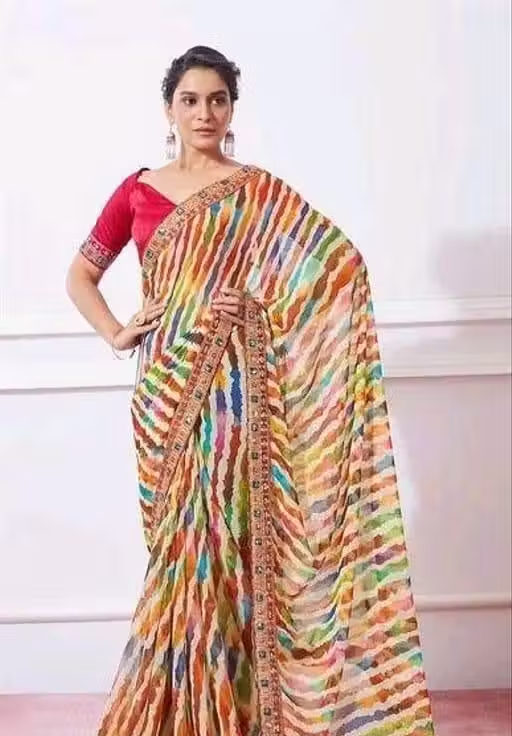 Fancy white lehriya georgette saree with maharani lace and blouse - Image 2