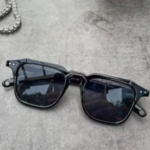 Casual Trendy Black Berlin Square Sunglasses For Men And Women