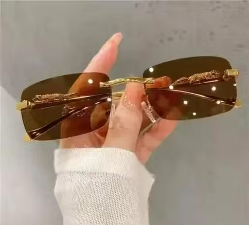 VALWICK Men’s/Women'sVALWICK Clubmaster Style Sunglasses with Gold Frame & Black Finish - Image 4