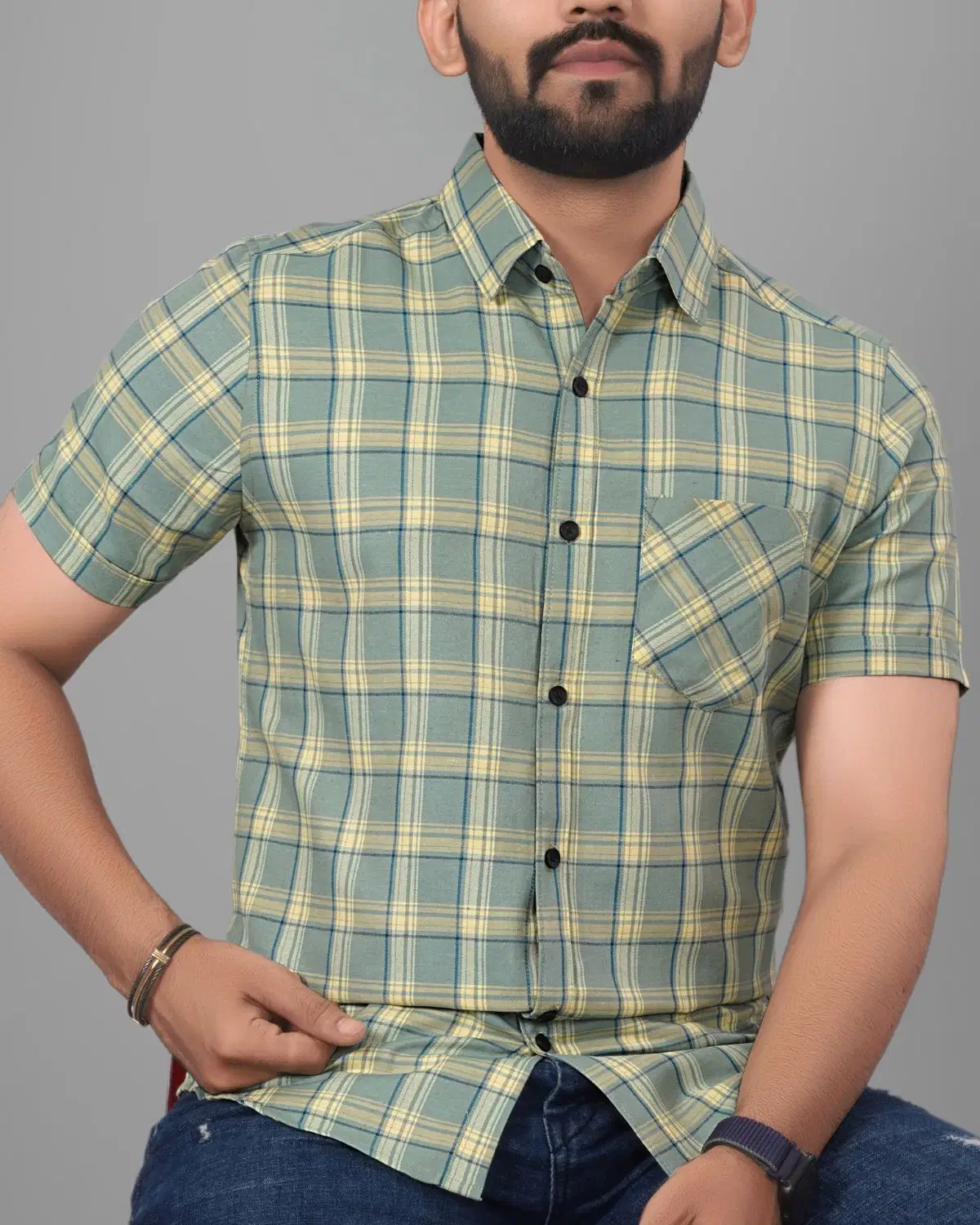 Cotton Blend Regular Fit Checks Half Sleeves Men's Casual Shirt - Green ( Pack of 1 ) - Image 2