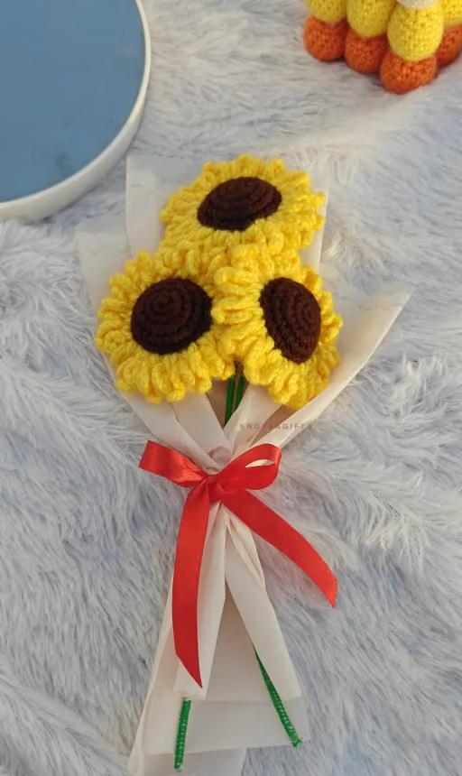 Knotsngifts Mini Sunflower Bouquet - Image 2