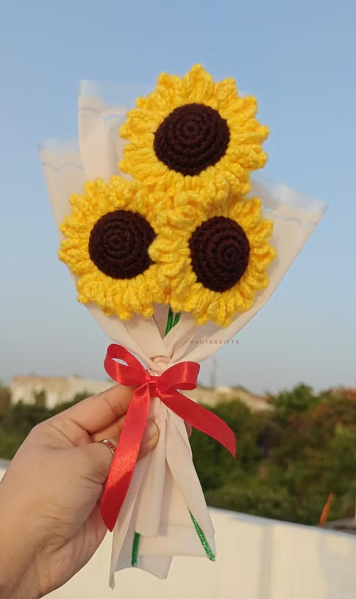 Knotsngifts Mini Sunflower Bouquet - Image 3