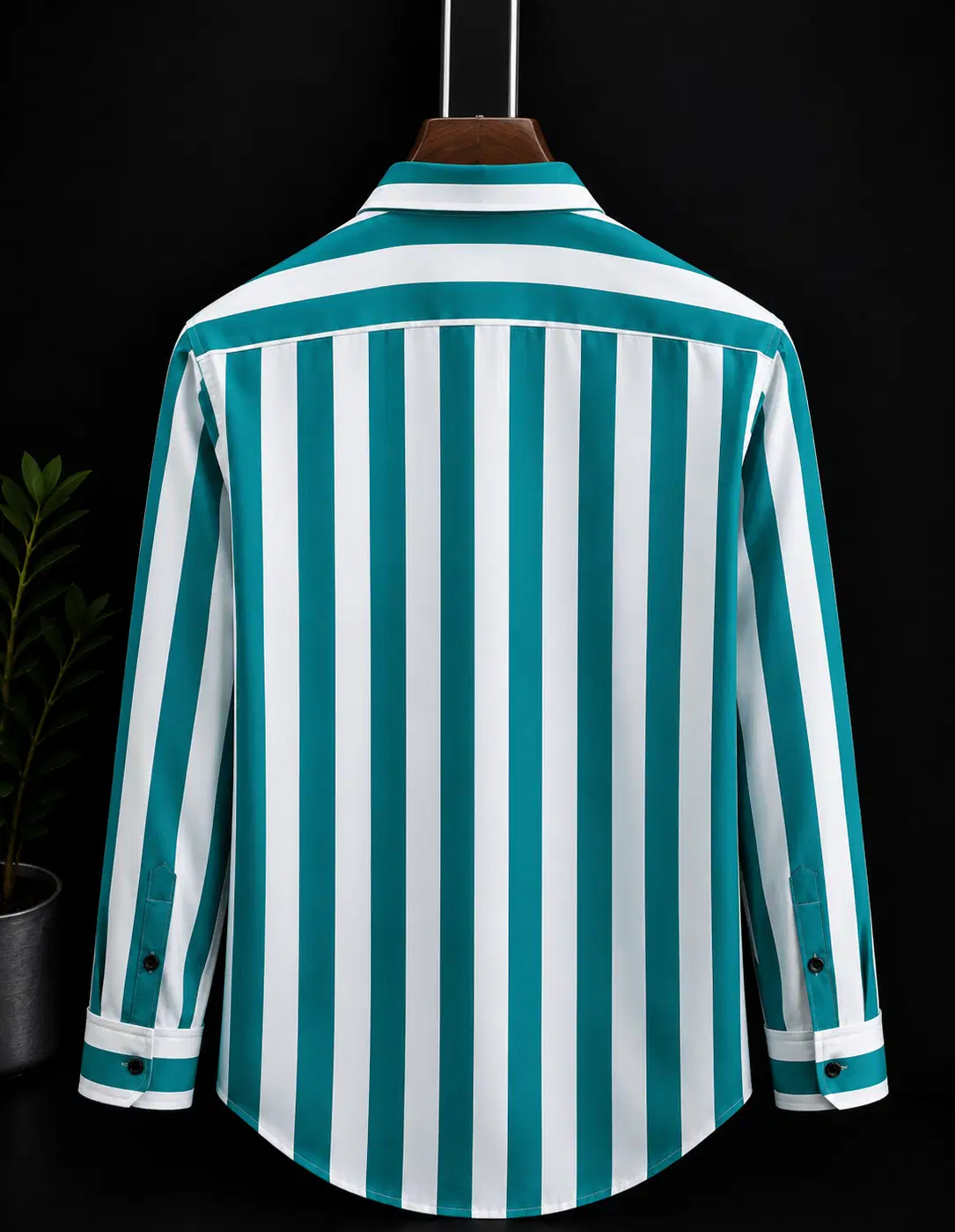 Cotton Blend Regular Fit Striped Full Sleeves Men's Casual Shirt - Green ( Pack of 1 ) - Image 2