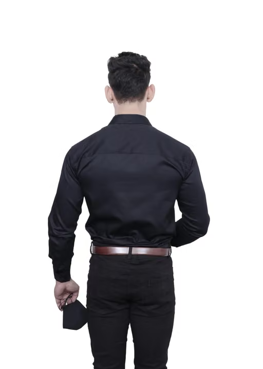 Men's Solid Slim Fit Casual Shirt - Image 2