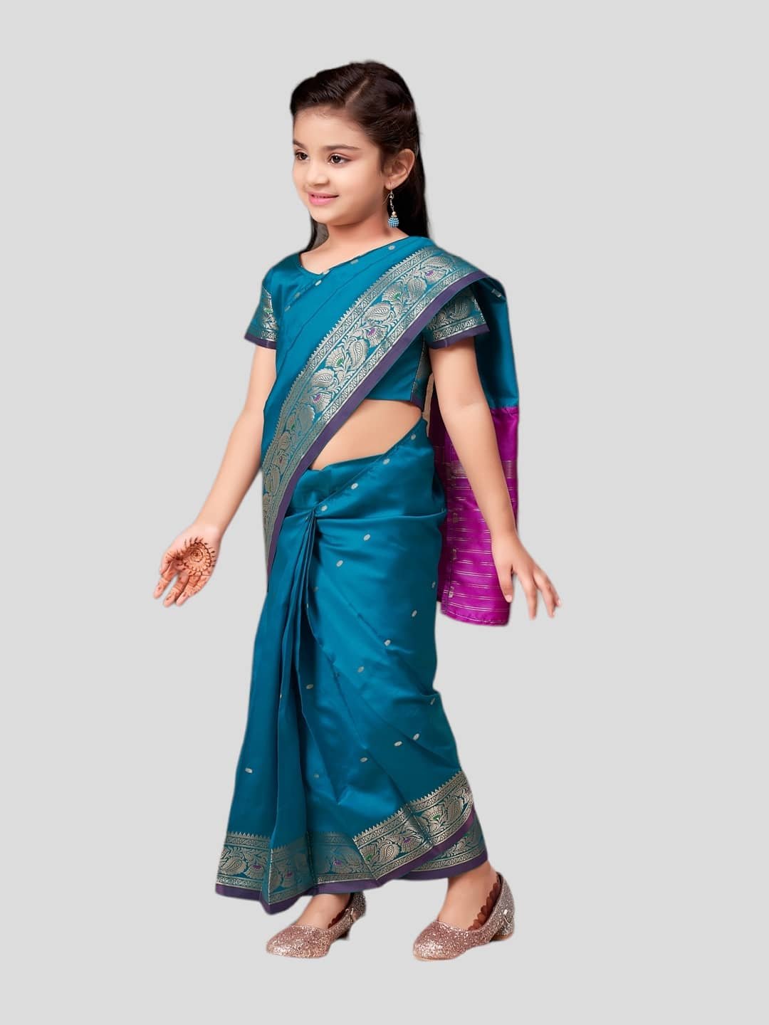 Aarika Silk Saree For Girls ( Green , Pack of 1 ) - Image 2