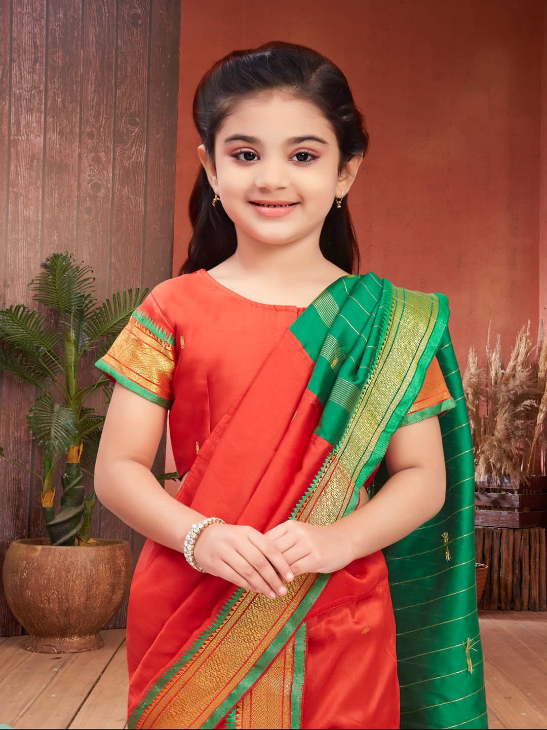 Aarika Silk Maharashtrian Saree For Girls ( Red , Pack of 1 ) - Image 2