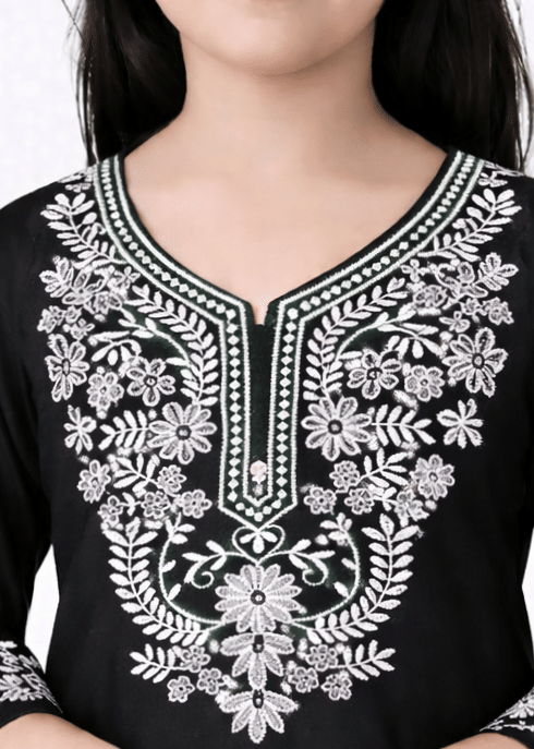 Girls Rayon Kurti with Pants ( Pack of 1 , Black ) - Image 4