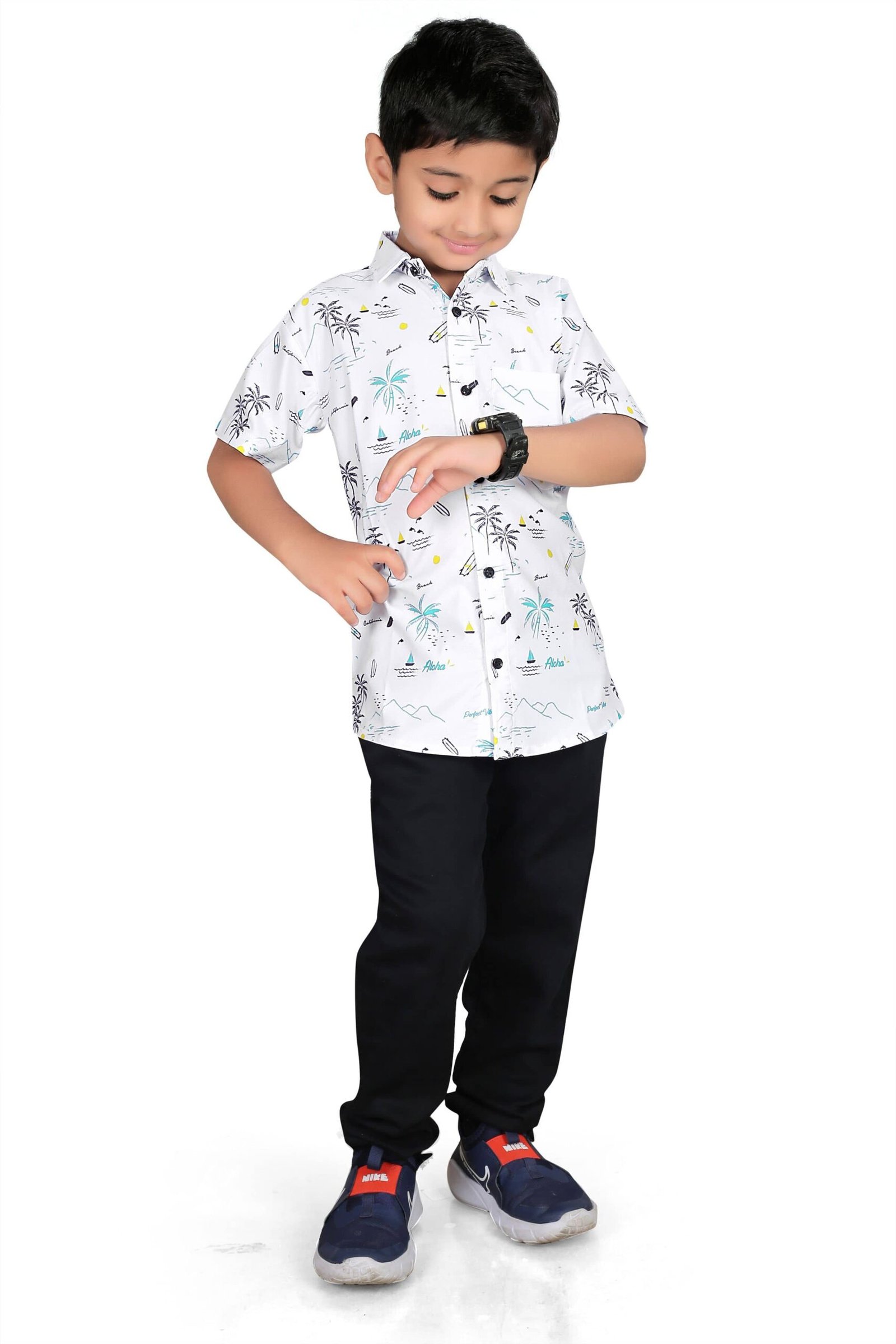 Pack of 1 Boys Cotton Blend Half Sleeves Shirt ( White ) - Image 5