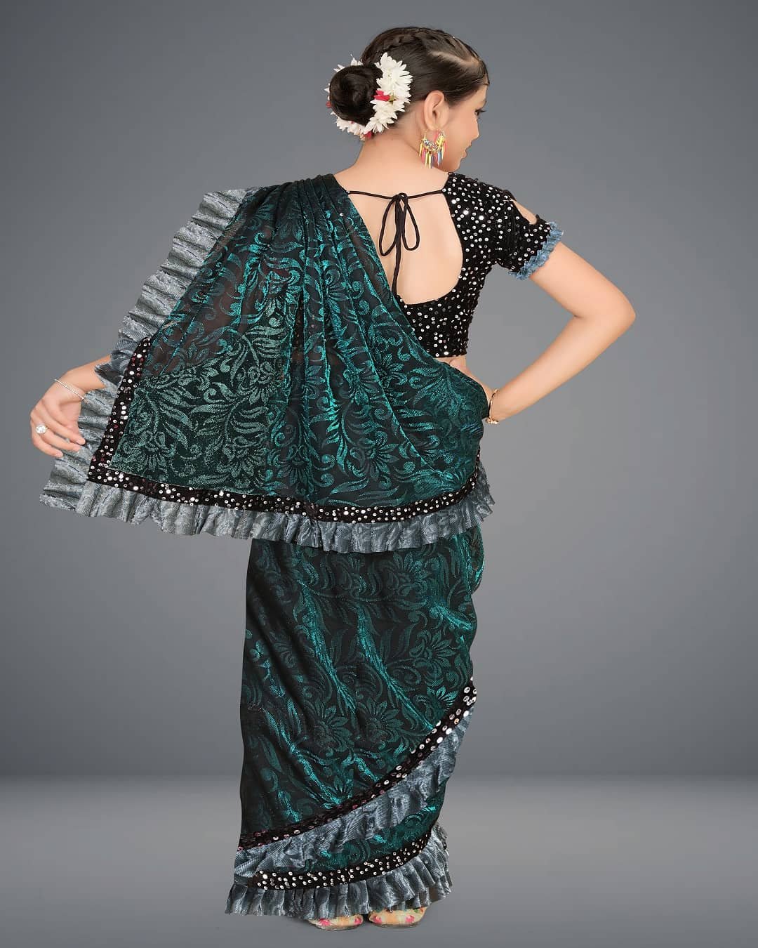 Lycra Saree For Girls ( Green , Pack of 1 ) - Image 3