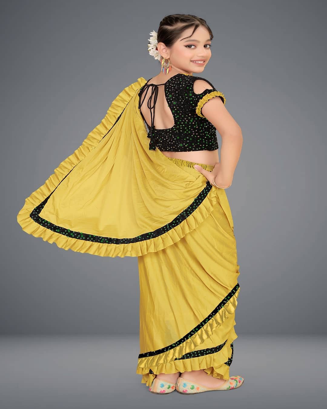 Lycra Saree For Girls ( Mustard , Pack of 1 ) - Image 3