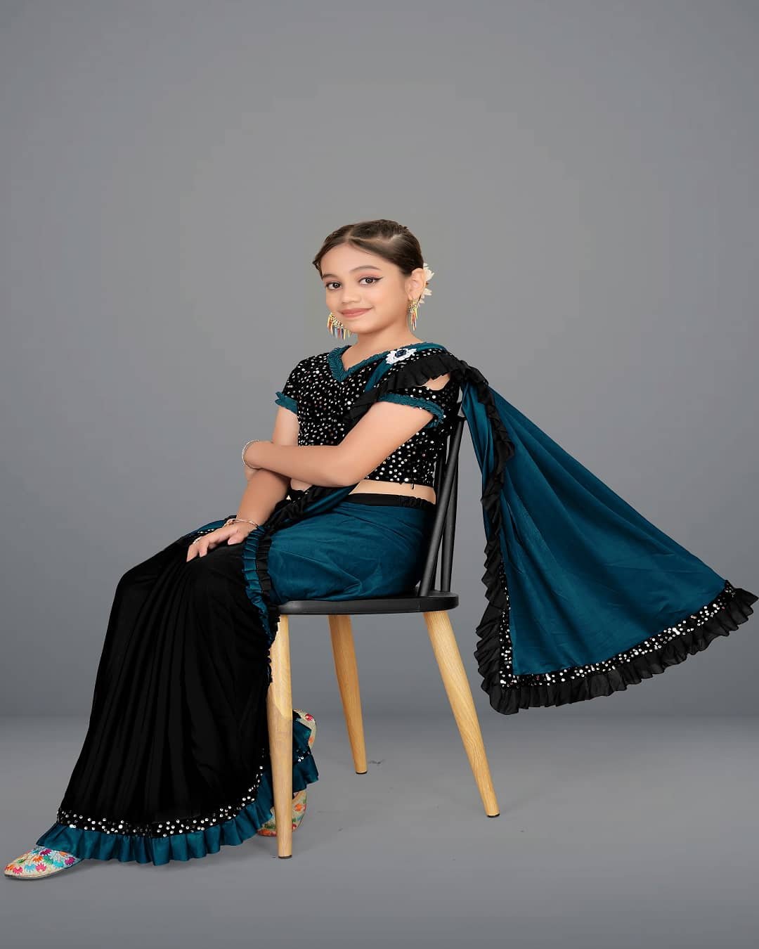 Lycra Saree For Girls ( Navy , Pack of 1 ) - Image 4