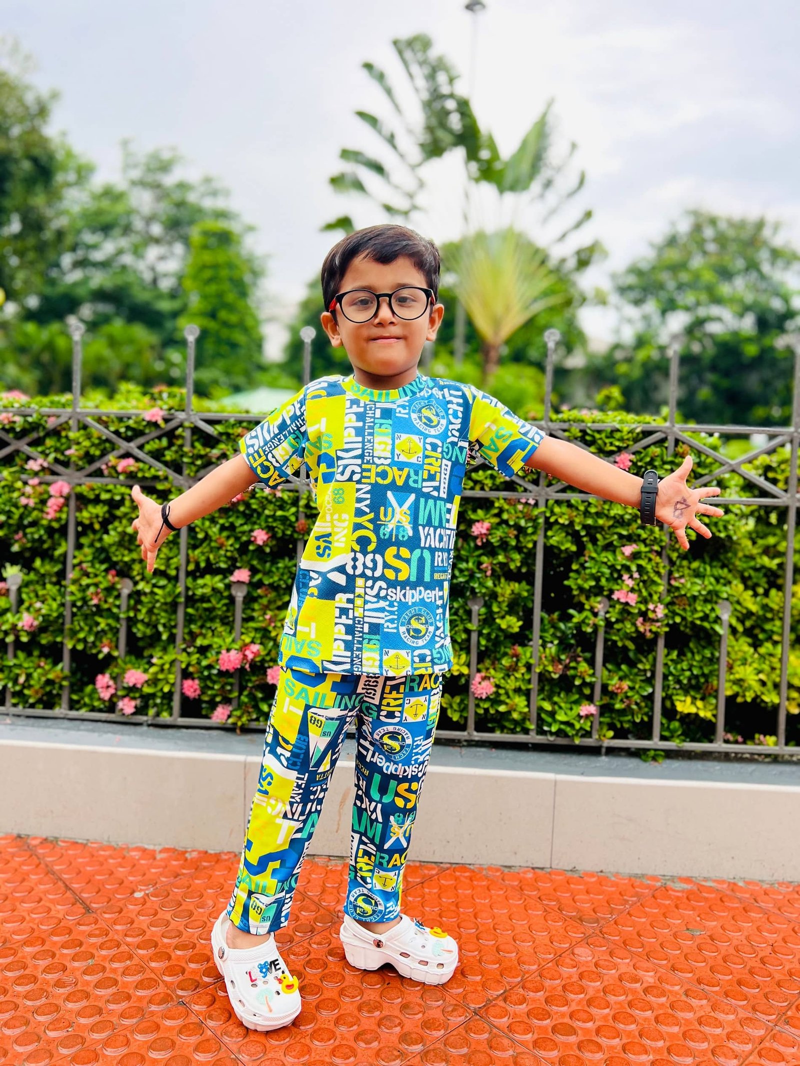 Heticlex Pack of 1 Boys Cotton Blend Nightsuit Set ( Neon Green ) - Image 4