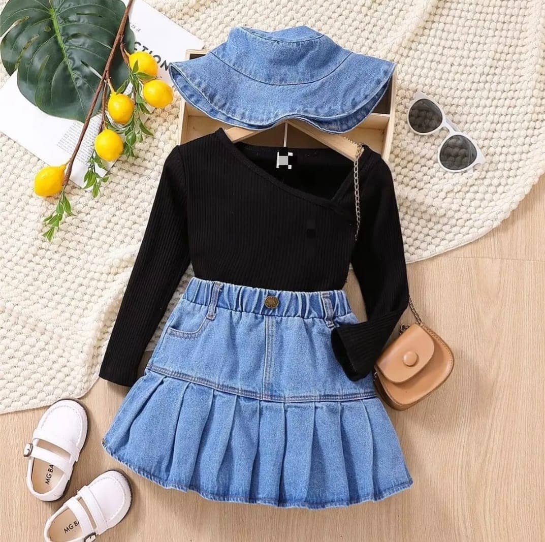 Naina Dresses Girls Cotton T-shirt & Skirt Set ( Blue , Pack of 1 )