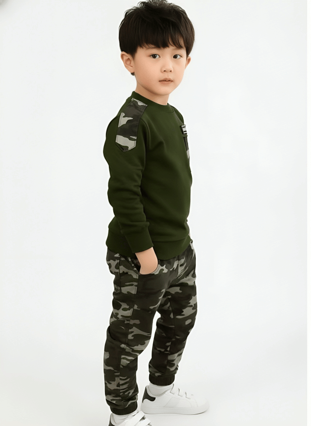 Klotz Pack of 1 Boys Lycra T-Shirt & Trackpants Set ( Green ) - Image 2