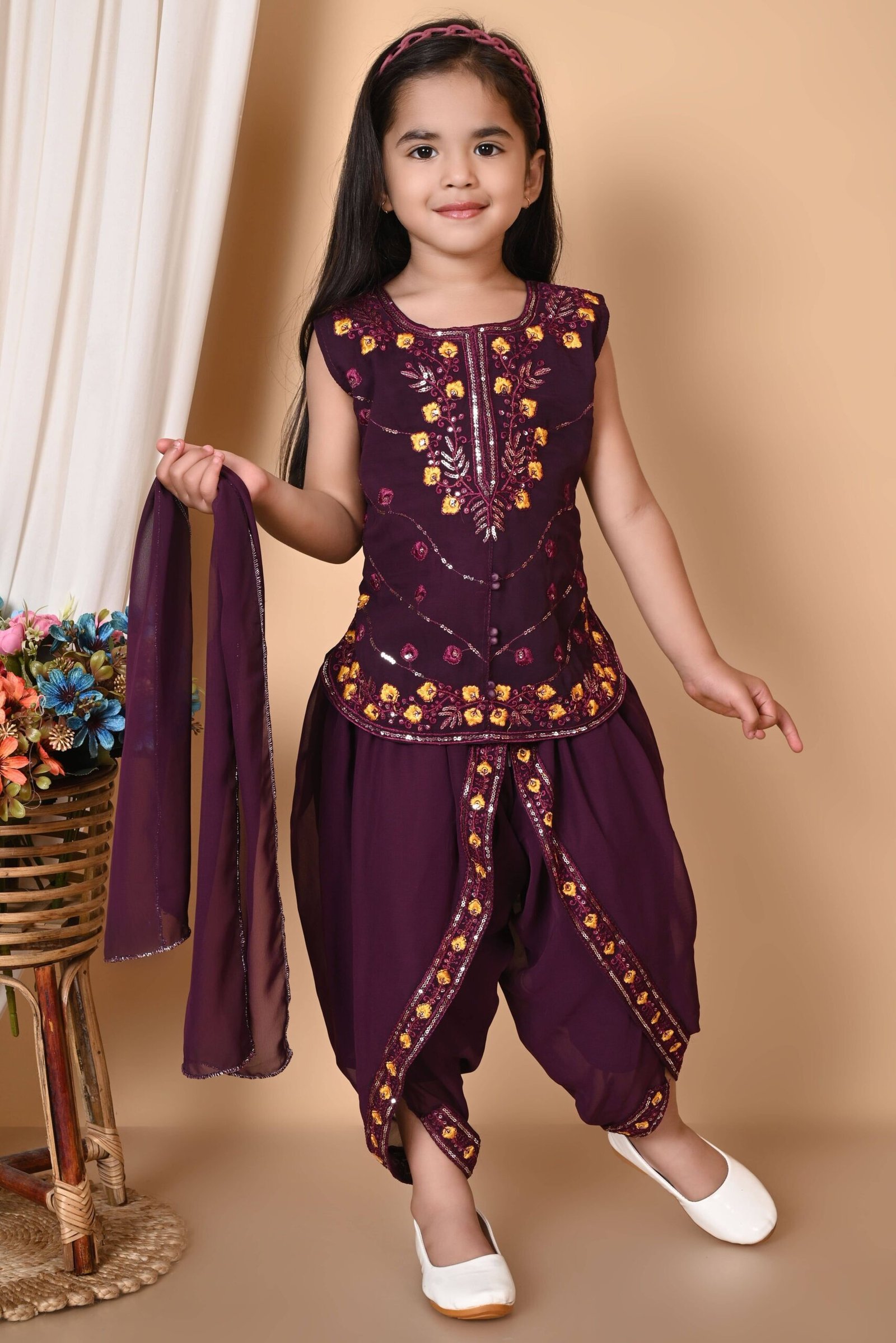 Girls Georgette Straight Kurti ( Pack of 1 , Purple )